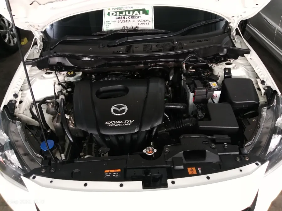 Foto Mobil Bekas Mesin Mazda 2 1.5 Skyactiv tahun 2014