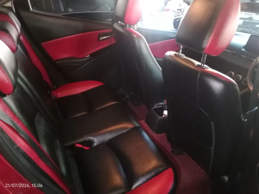 Foto Mobil Bekas Kabin Belakang Mazda 2 1.5 Skyactiv tahun 2017