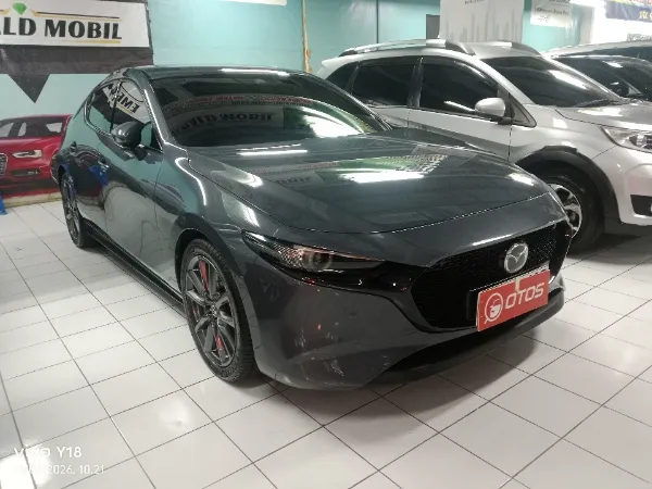 2019 Mazda 3 2.0 - Foto 1 dari 6