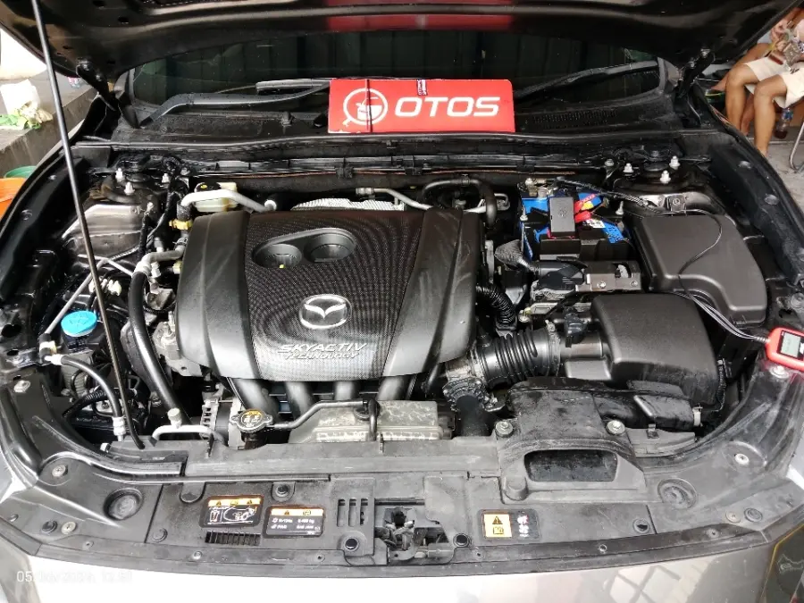 Foto Mobil Bekas Mesin Mazda 3 2.0 tahun 2019