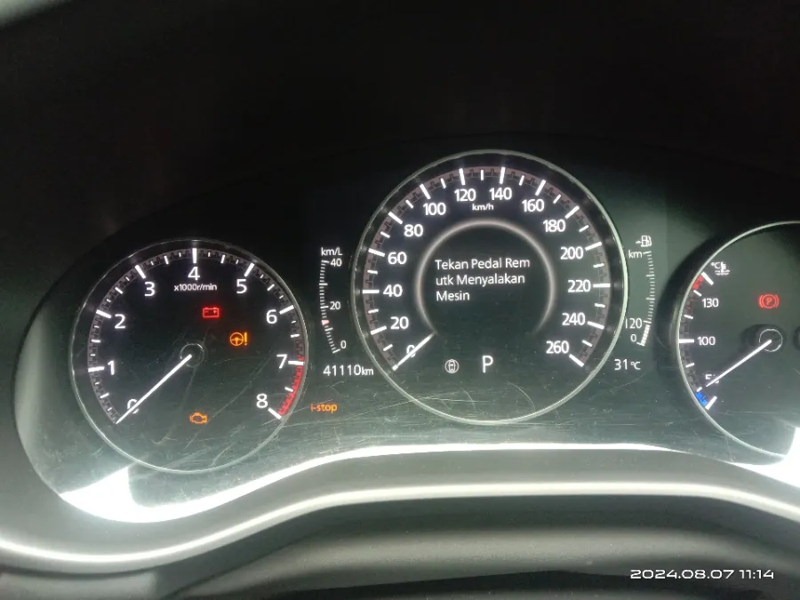 Foto Mobil Bekas Odometer Mazda 3 2.0 tahun 2021