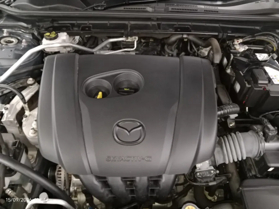 Foto Mobil Bekas Mesin Mazda 3 2.0 Skyactiv-G Hatchback tahun 2025