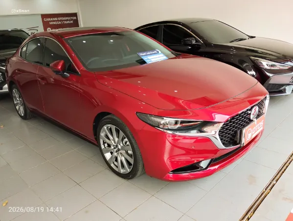 2024 Mazda 3 2.0 Skyactiv-G Sedan - Foto 1 dari 6