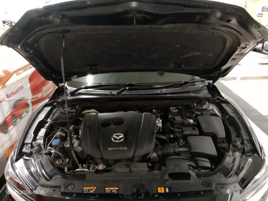 Foto Mobil Bekas Mesin Mazda 6 2.0 tahun 2021