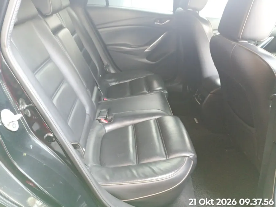 Foto Mobil Bekas Kabin Belakang Mazda 6 2.5 tahun 2018