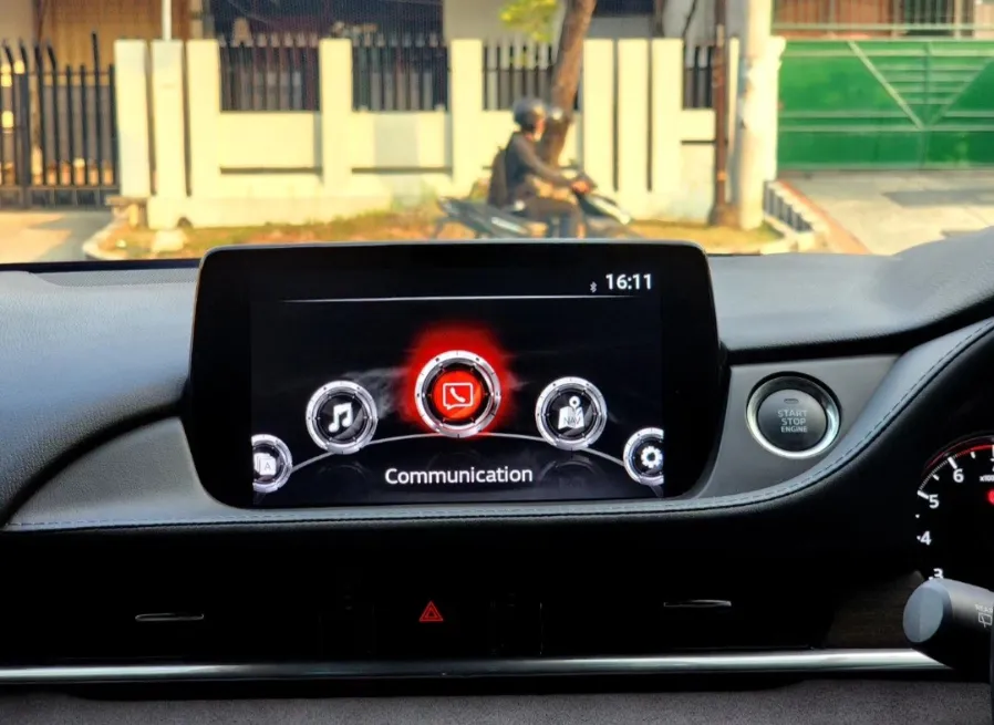 Foto Mobil Bekas Kabin Belakang Mazda 6 2.5 tahun 2019