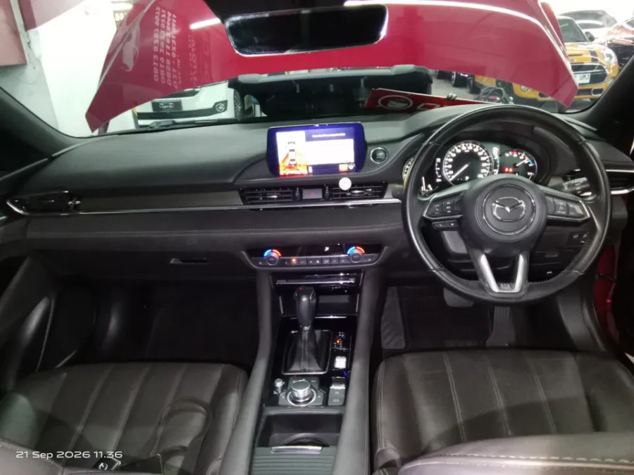Foto Mobil Bekas Dashboard Mazda 6 2.5 tahun 2022