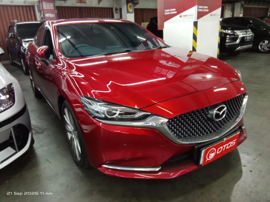 Foto Mobil Bekas Kanan Depan Mazda 6 2.5 tahun 2022