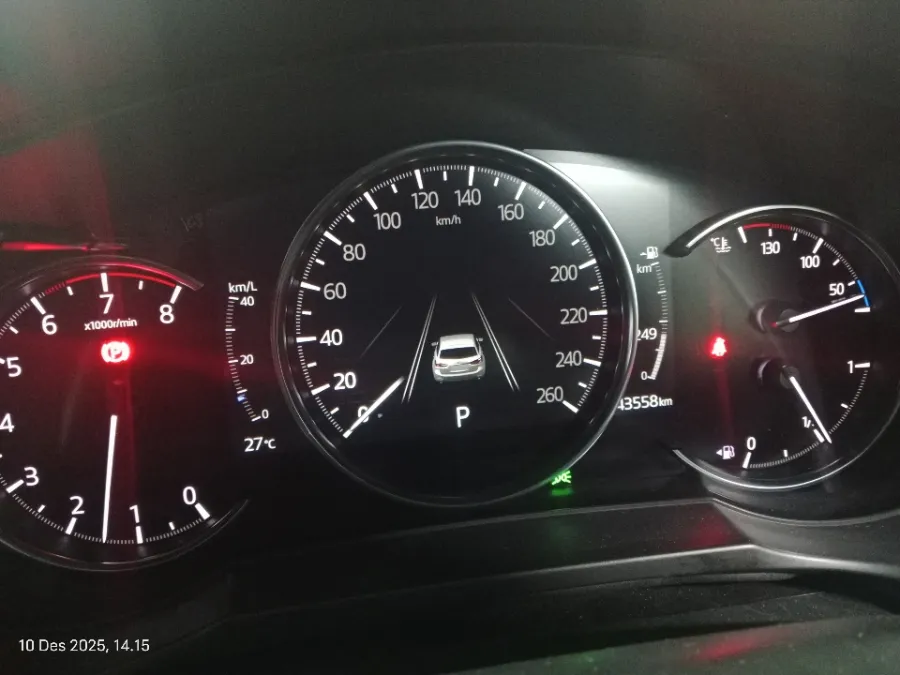 Foto Mobil Bekas Odometer Mazda 6 2.5 Elite Estate tahun 2019