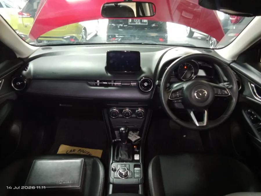 Foto Mobil Bekas Dashboard Mazda CX-3 1.5 Kuro tahun 2021