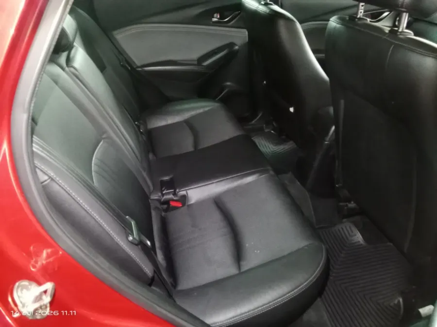Foto Mobil Bekas Kabin Belakang Mazda CX-3 1.5 Kuro tahun 2021