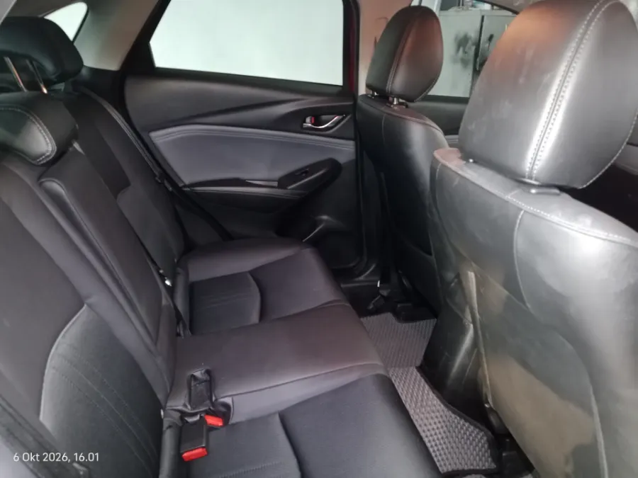Foto Mobil Bekas Kabin Belakang Mazda CX-3 1.5 Kuro tahun 2021