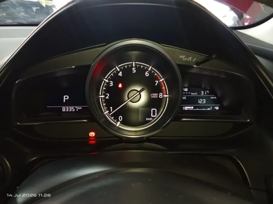 Foto Mobil Bekas Odometer Mazda CX-3 1.5 Kuro tahun 2021