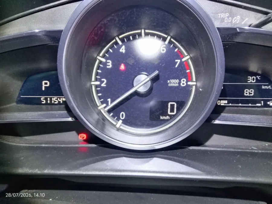 Foto Mobil Bekas Odometer Mazda CX-3 1.5 Kuro tahun 2021