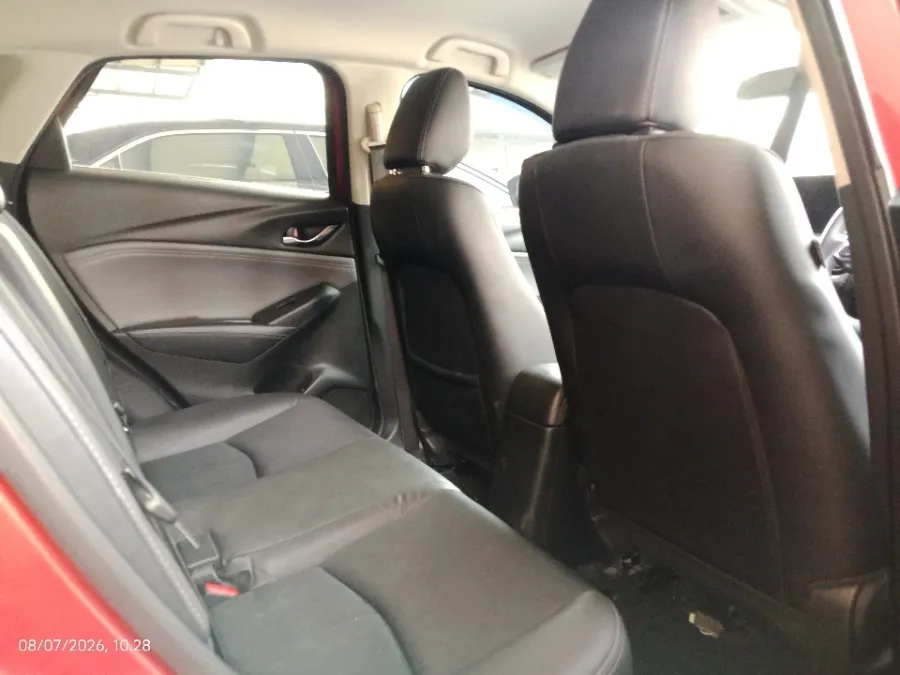 Foto Mobil Bekas Kabin Belakang Mazda CX-3 1.5 Kuro tahun 2023