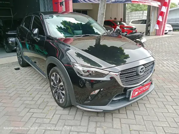 2023 Mazda CX-3 1.5 Kuro - Foto 1 dari 6