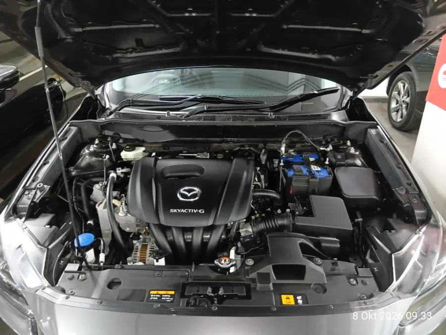 Foto Mobil Bekas Mesin Mazda CX-3 1.5 Kuro tahun 2023