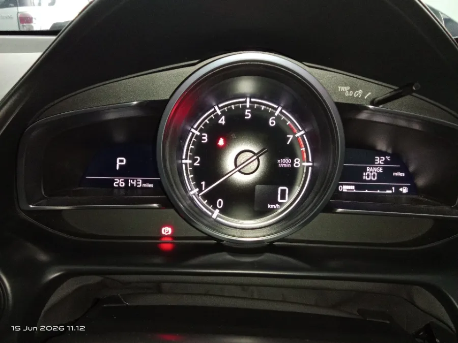 Foto Mobil Bekas Odometer Mazda CX-3 1.5 Kuro tahun 2023