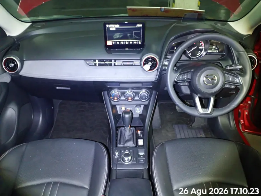 Foto Mobil Bekas Dashboard Mazda CX-3 1.5 Kuro tahun 2024