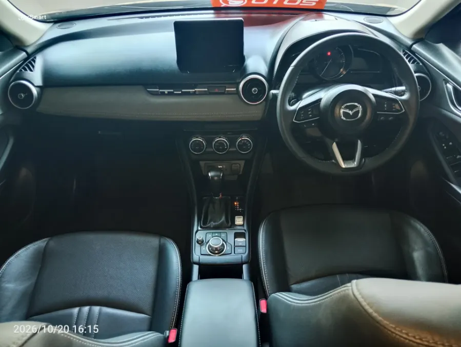 Foto Mobil Bekas Dashboard Mazda CX-3 1.5 Kuro tahun 2024