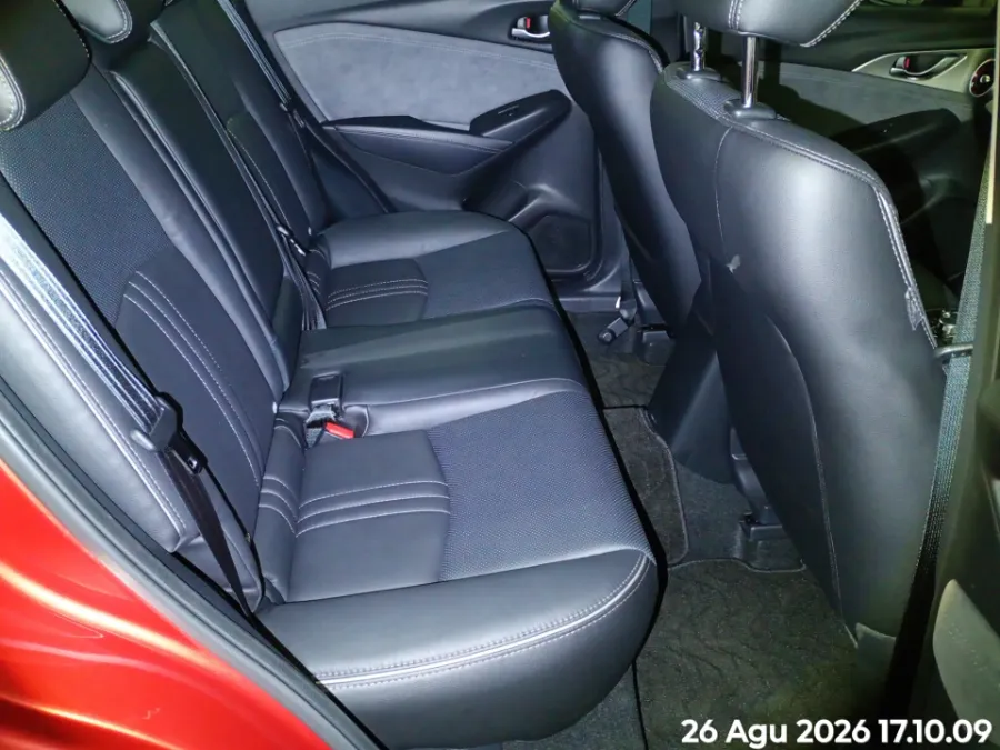 Foto Mobil Bekas Kabin Belakang Mazda CX-3 1.5 Kuro tahun 2024