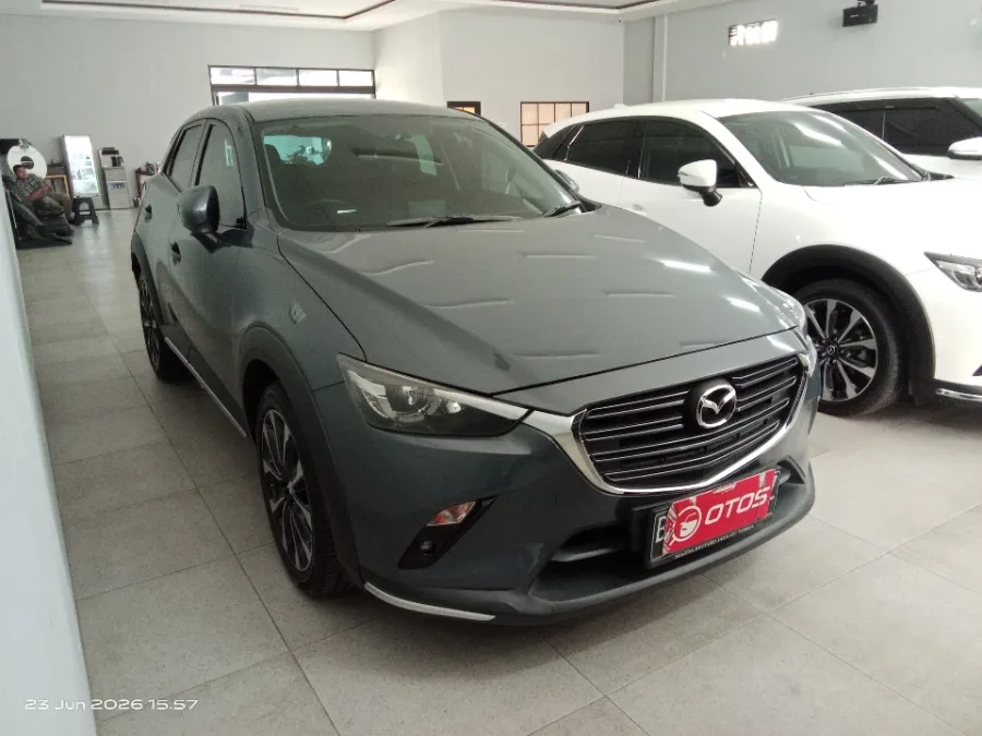 Foto Mobil Bekas Kanan Depan Mazda CX-3 1.5 Sport tahun 2021