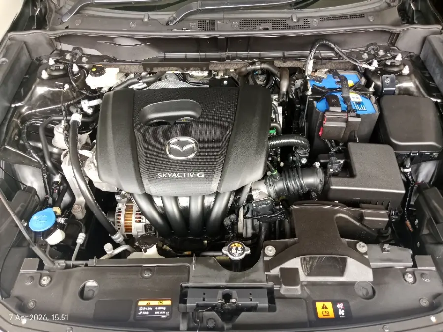 Foto Mobil Bekas Mesin Mazda CX-3 1.5 Sport tahun 2021