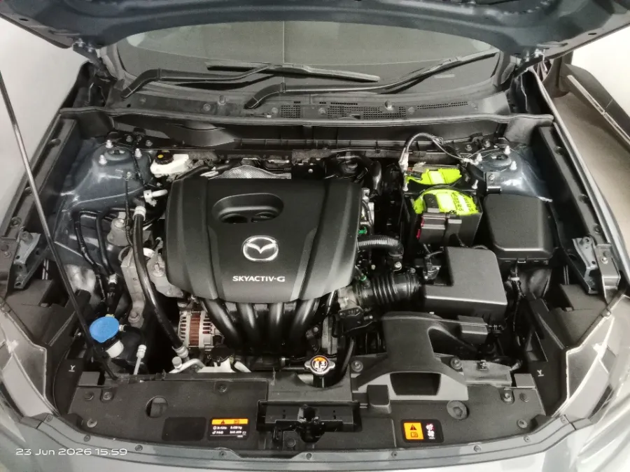 Foto Mobil Bekas Mesin Mazda CX-3 1.5 Sport tahun 2021