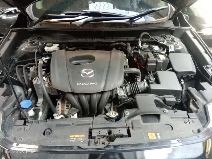 Foto Mobil Bekas Mesin Mazda CX-3 1.5 Sport tahun 2021