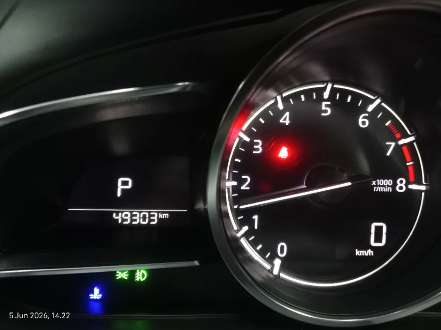 Foto Mobil Bekas Odometer Mazda CX-3 1.5 Sport tahun 2021