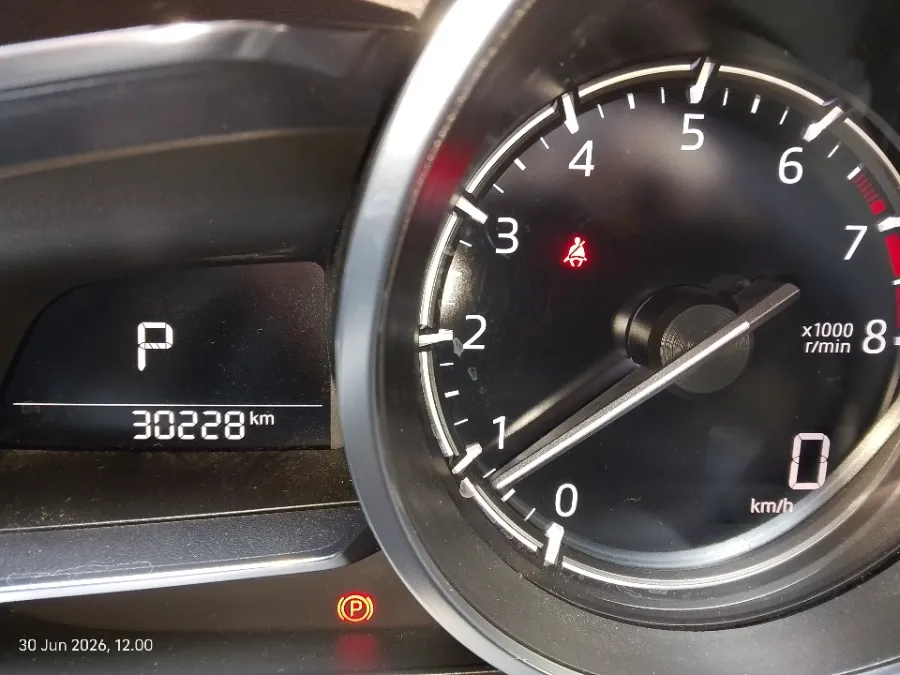 Foto Mobil Bekas Odometer Mazda CX-3 1.5 Sport tahun 2021