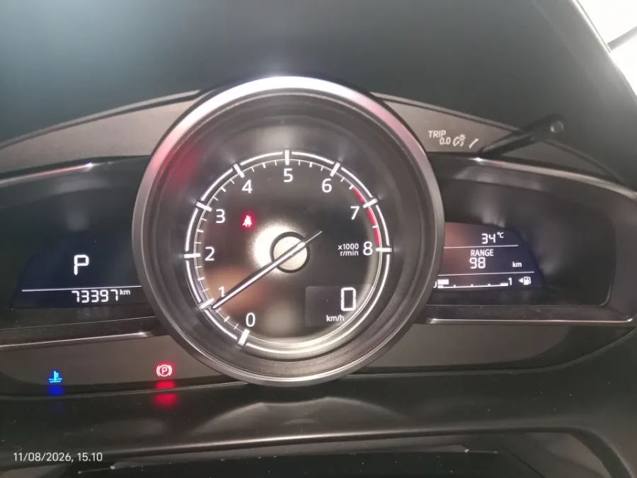 Foto Mobil Bekas Odometer Mazda CX-3 1.5 Sport tahun 2021