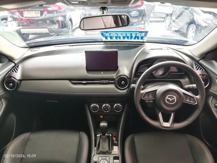Foto Mobil Bekas Dashboard Mazda CX-3 1.5 Sport tahun 2022