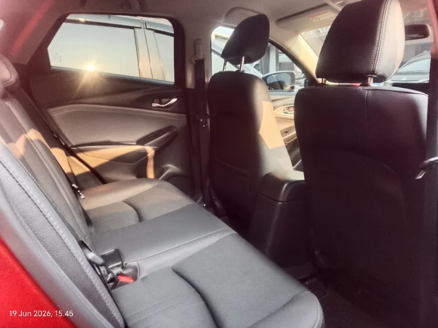 Foto Mobil Bekas Kabin Belakang Mazda CX-3 1.5 Sport tahun 2022