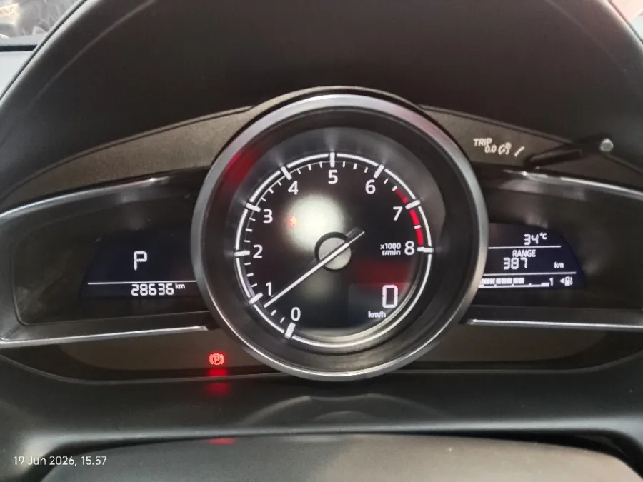 Foto Mobil Bekas Odometer Mazda CX-3 1.5 Sport tahun 2022