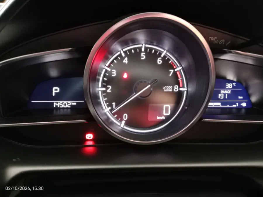 Foto Mobil Bekas Odometer Mazda CX-3 1.5 Sport tahun 2022