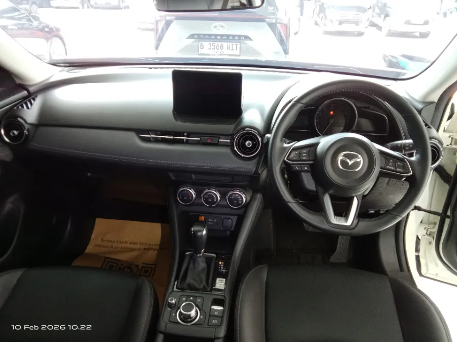 Foto Mobil Bekas Dashboard Mazda CX-3 1.5 Sport tahun 2023