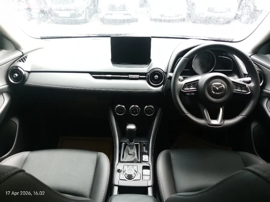 Foto Mobil Bekas Dashboard Mazda CX-3 1.5 Sport tahun 2023
