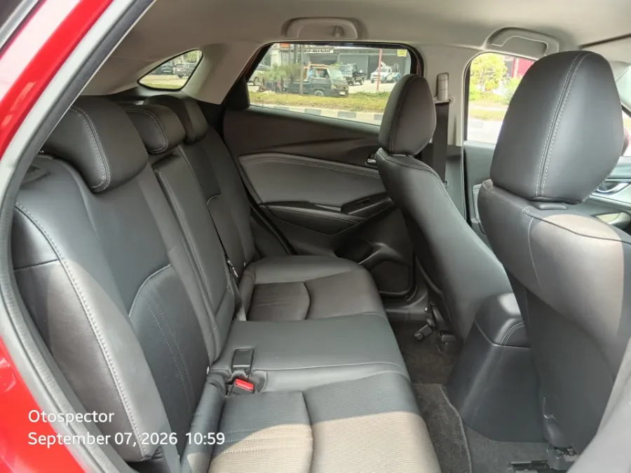 Foto Mobil Bekas Kabin Belakang Mazda CX-3 1.5 Sport tahun 2023