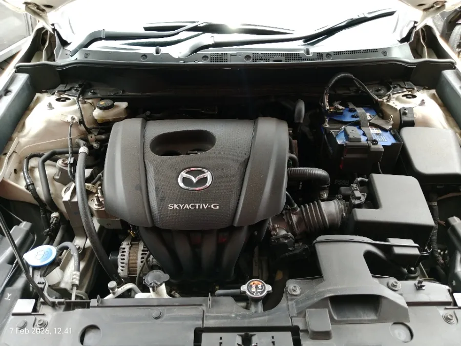 Foto Mobil Bekas Mesin Mazda CX-3 1.5 Sport tahun 2023
