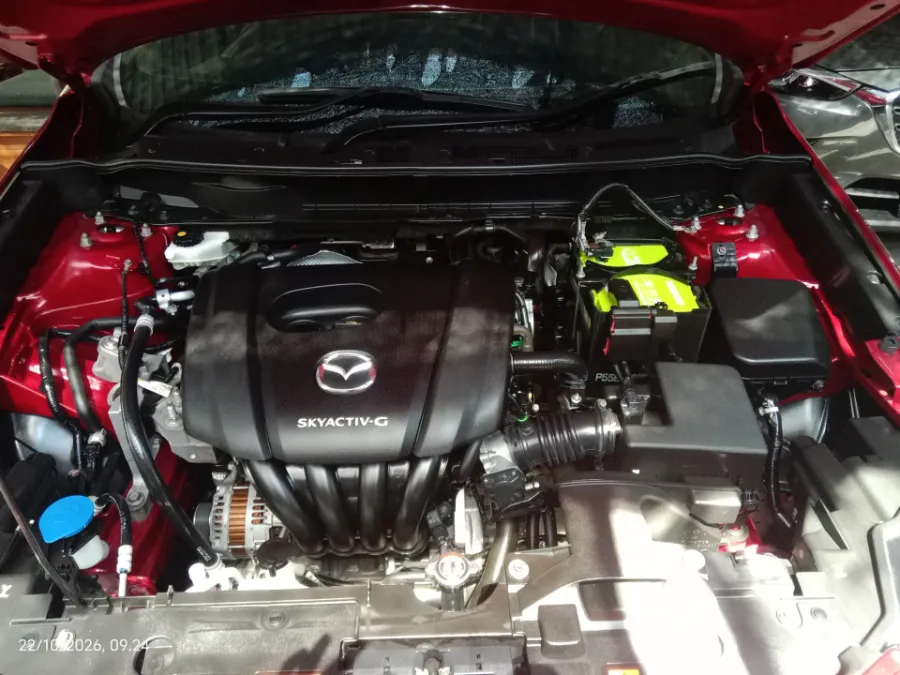 Foto Mobil Bekas Mesin Mazda CX-3 1.5 Sport tahun 2023