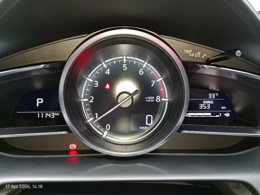 Foto Mobil Bekas Odometer Mazda CX-3 1.5 Sport tahun 2023