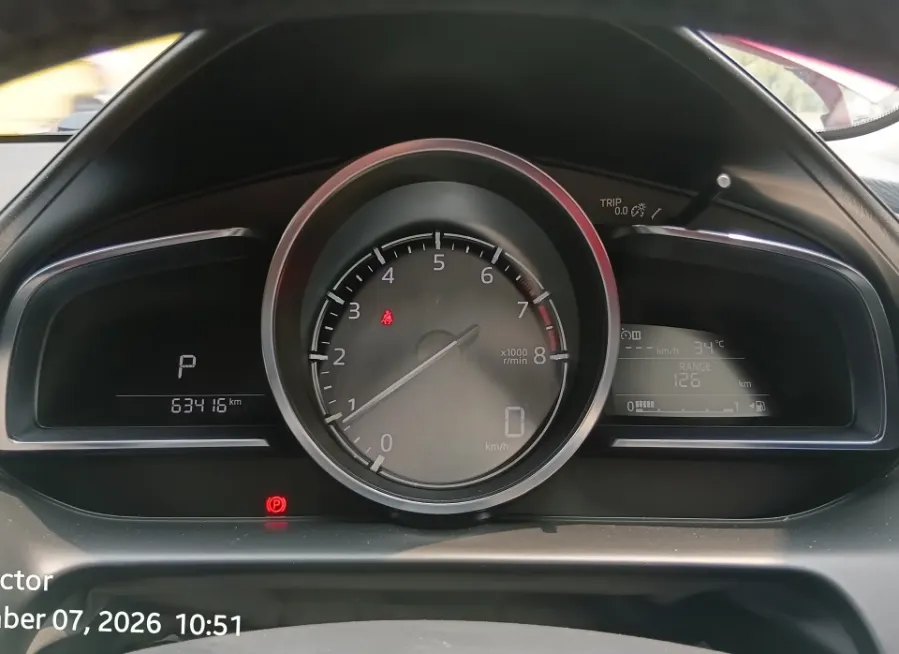 Foto Mobil Bekas Odometer Mazda CX-3 1.5 Sport tahun 2023