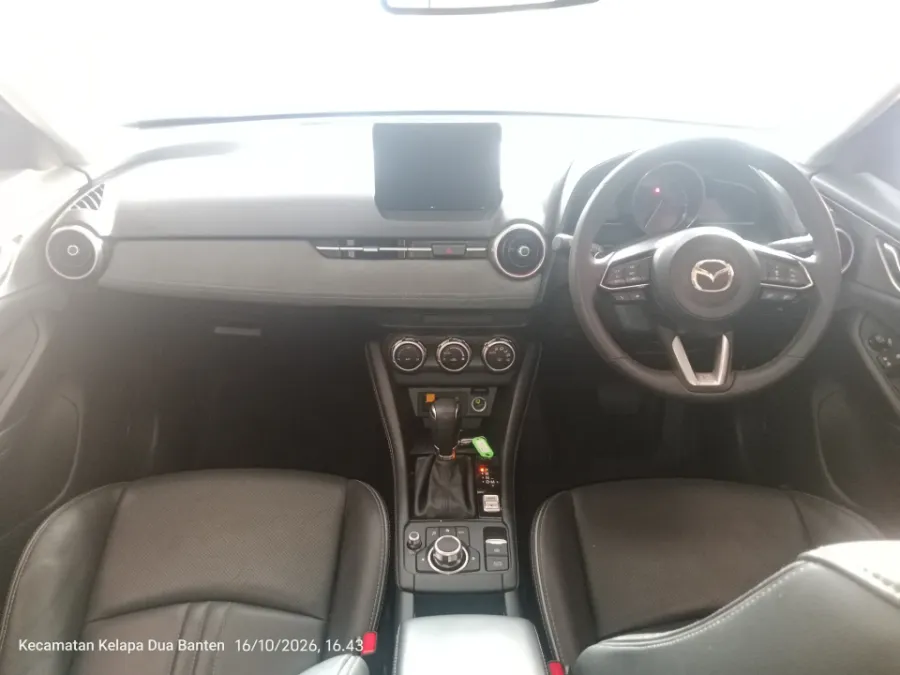 Foto Mobil Bekas Dashboard Mazda CX-3 1.5 Sport tahun 2024