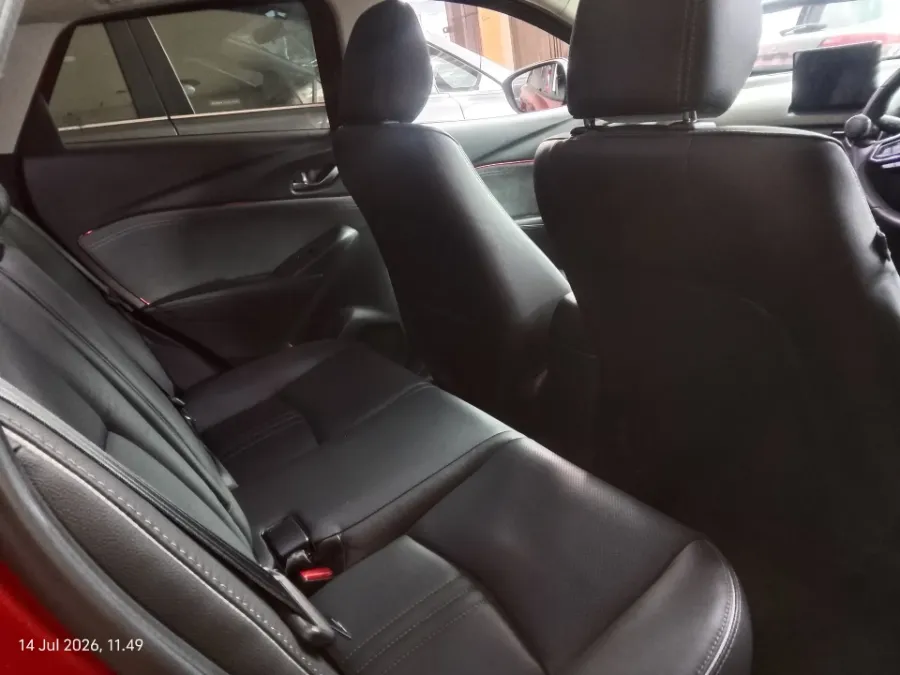 Foto Mobil Bekas Kabin Belakang Mazda CX-3 1.5 Sport tahun 2024