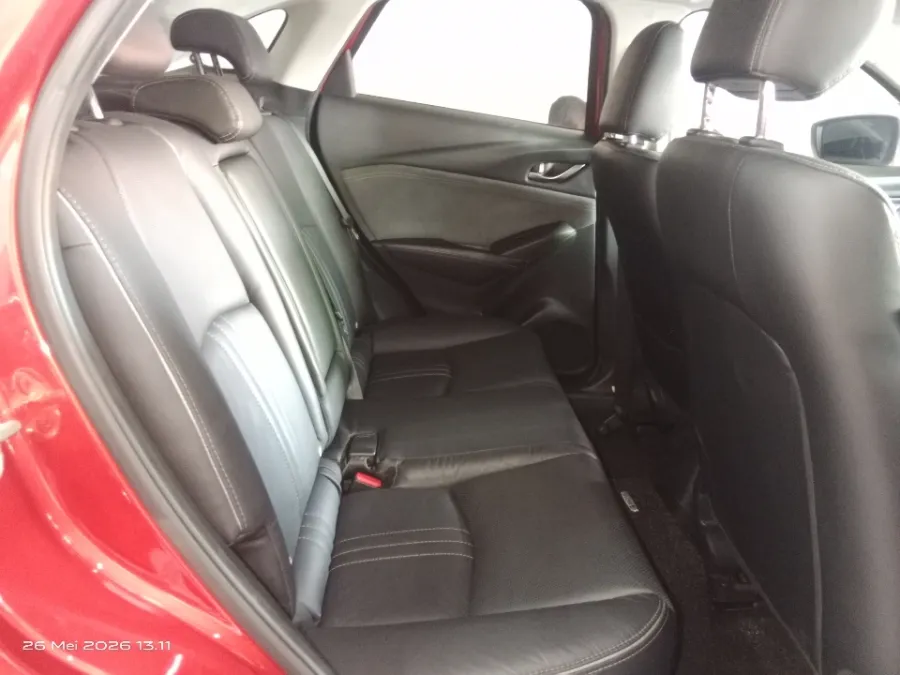 Foto Mobil Bekas Kabin Belakang Mazda CX-3 1.5 Sport tahun 2024