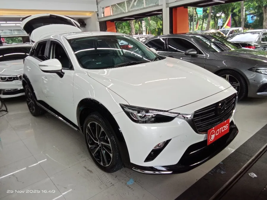 Foto Mobil Bekas Kanan Depan Mazda CX-3 1.5 Sport tahun 2024