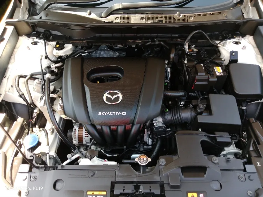 Foto Mobil Bekas Mesin Mazda CX-3 1.5 Sport tahun 2024