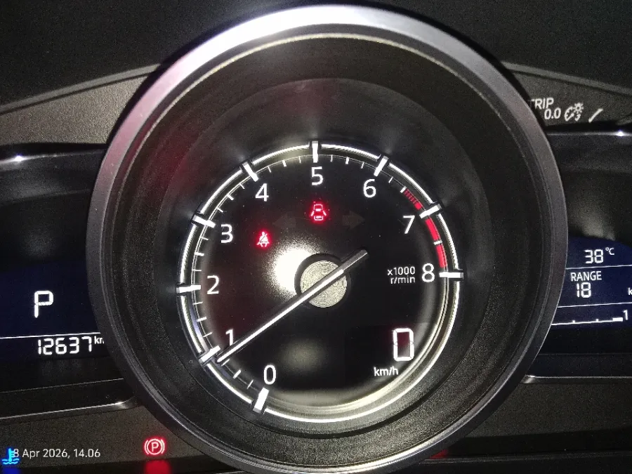 Foto Mobil Bekas Odometer Mazda CX-3 1.5 Sport tahun 2025