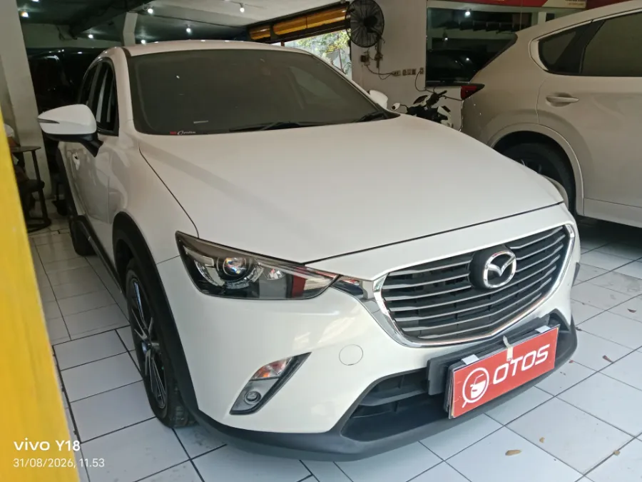 Foto Mobil Bekas Kanan Depan Mazda CX-3 2.0 tahun 2017